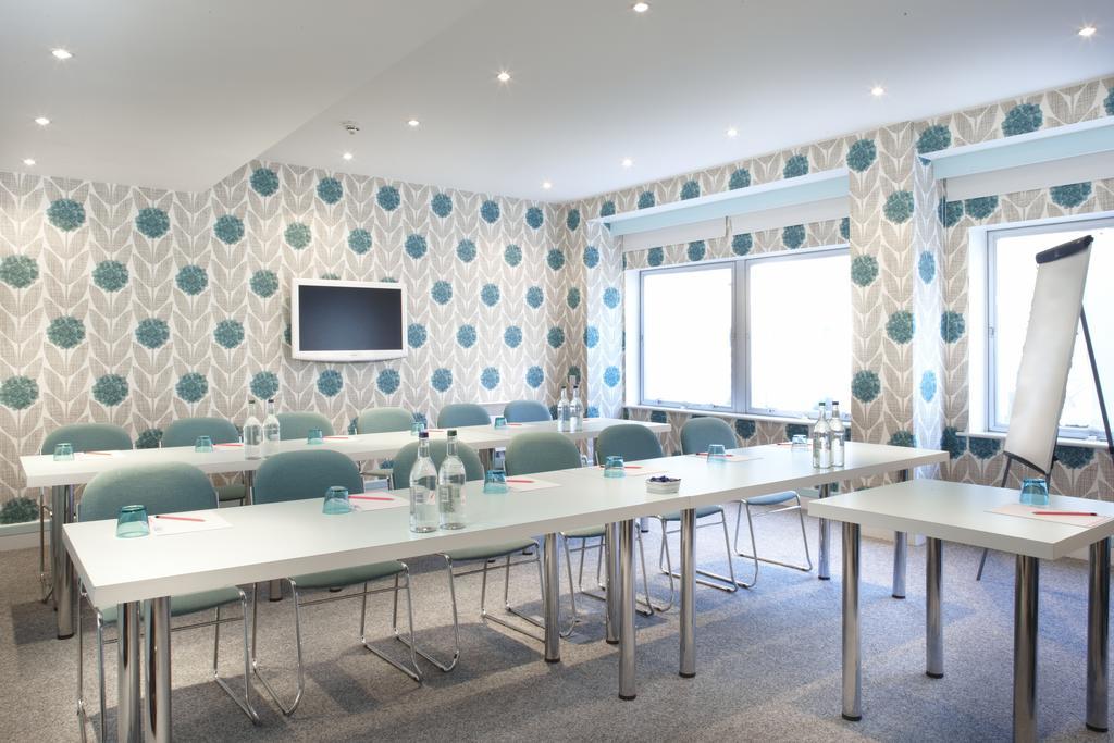 Citrus Hotel Cheltenham By Compass Hospitality Exterior foto